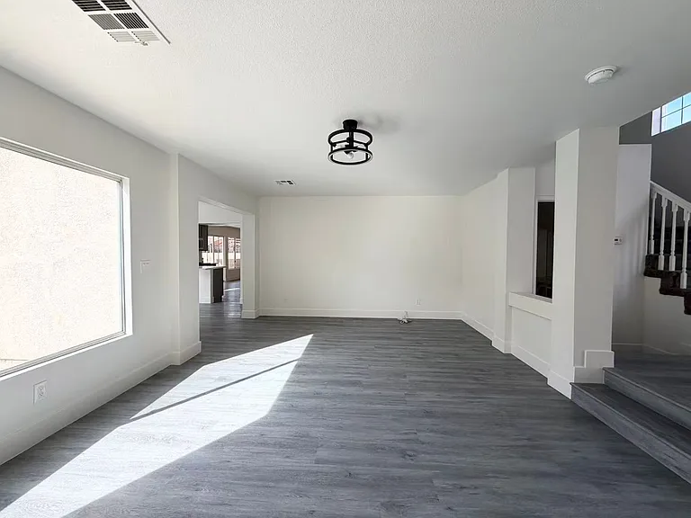 261 Delfino Way — Photo 6
