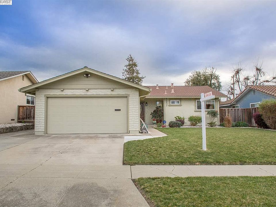 2nd image of 41837 Paseo Padre Pkwy