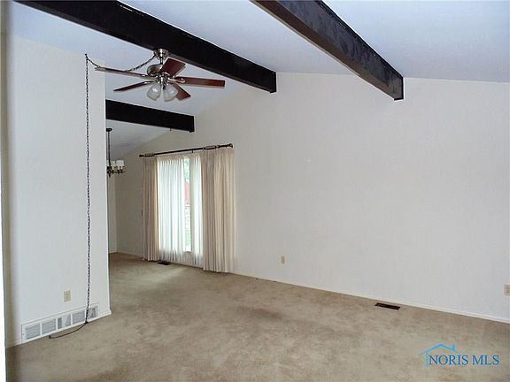 3rd image of 1017 Village Trail Dr