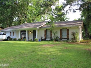 710 Benning Rd, Jackson, MS 39206