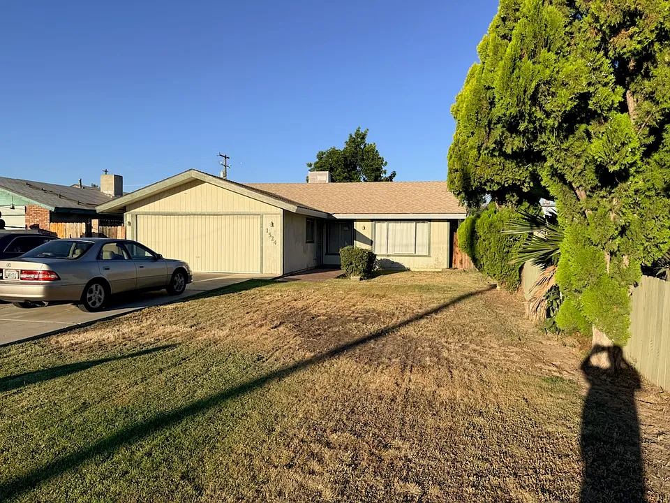 1524 Melody Ln
