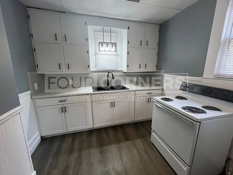 516 Maple Ave #B — Photo 4