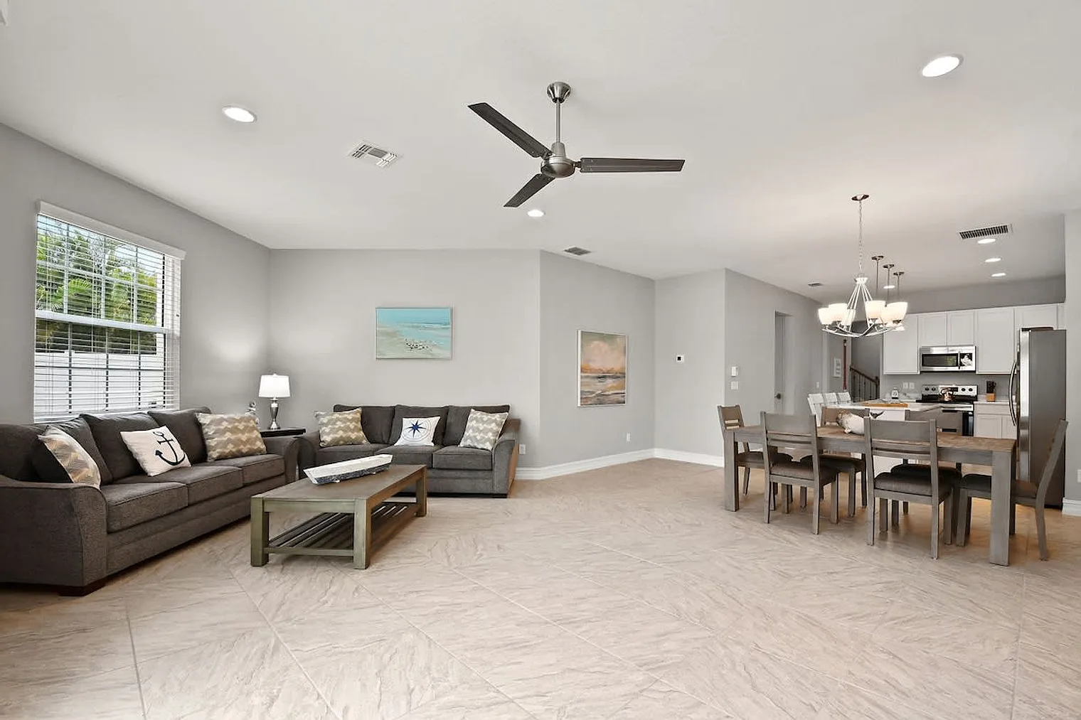 5 bed, 4.0 bath, 3552 sqft, $10,418 — Photo 4
