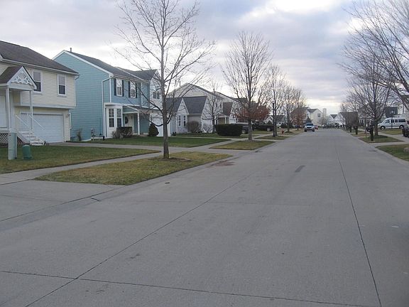 3rd image of 200 Aberdeen Ct #217