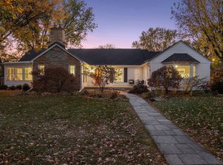 430 Althea Ln, Hopkins, MN 55343