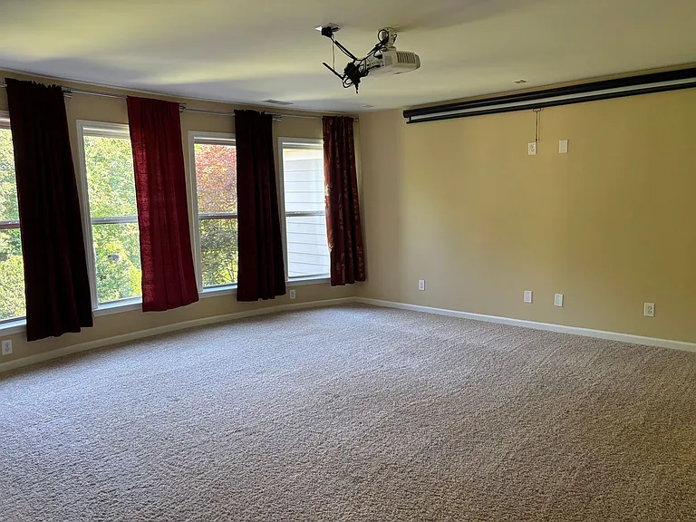 8811 Tamarron Dr — Photo 51