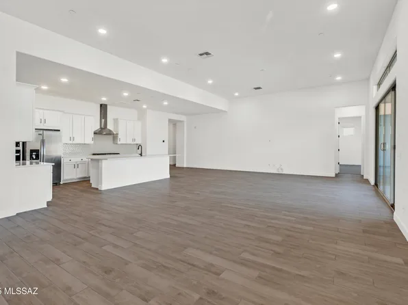 14789 N Blue Juniper Ln, Marana, AZ 85658