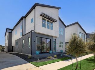 9809 Mockingbird Hill Ln, Houston, TX 77080