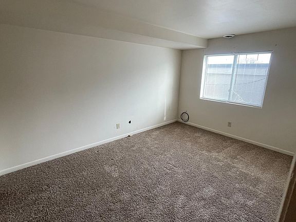 5th image of 2660 Elmwood Ave APT 2