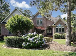 2635 Saint James Dr, Southport, NC 28461