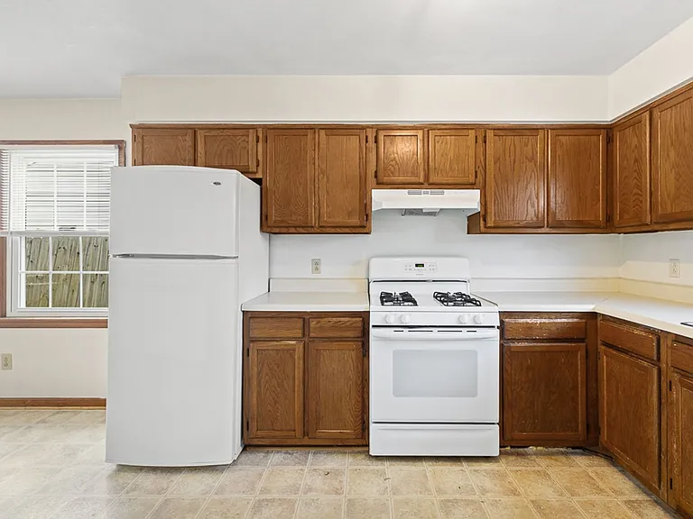 868 Avatar Dr — Photo 18