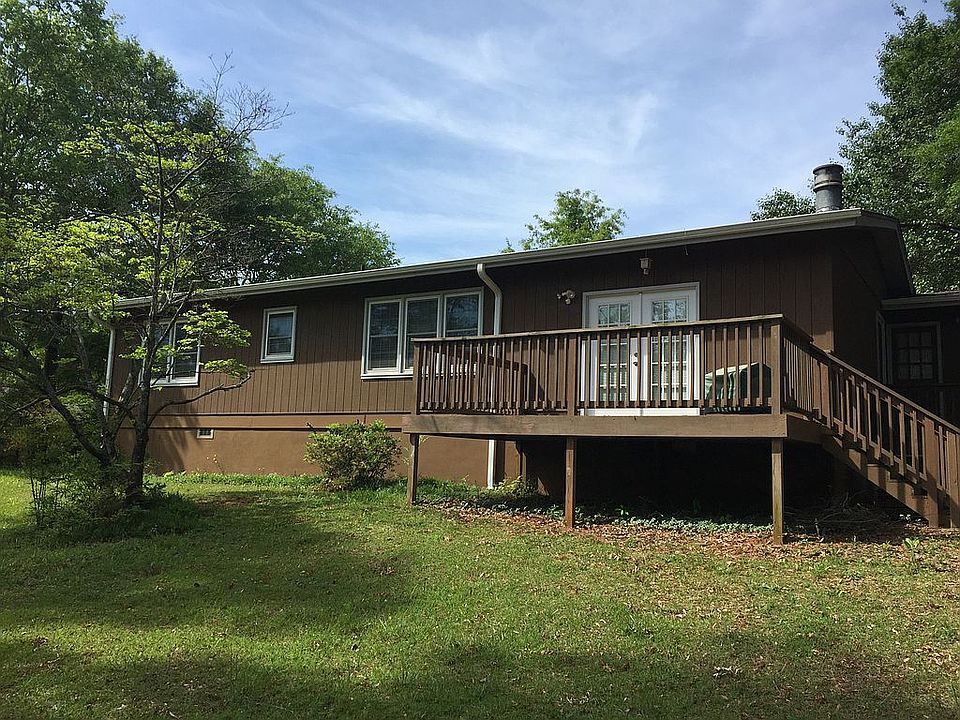 2nd image of 816 Alpine Dr