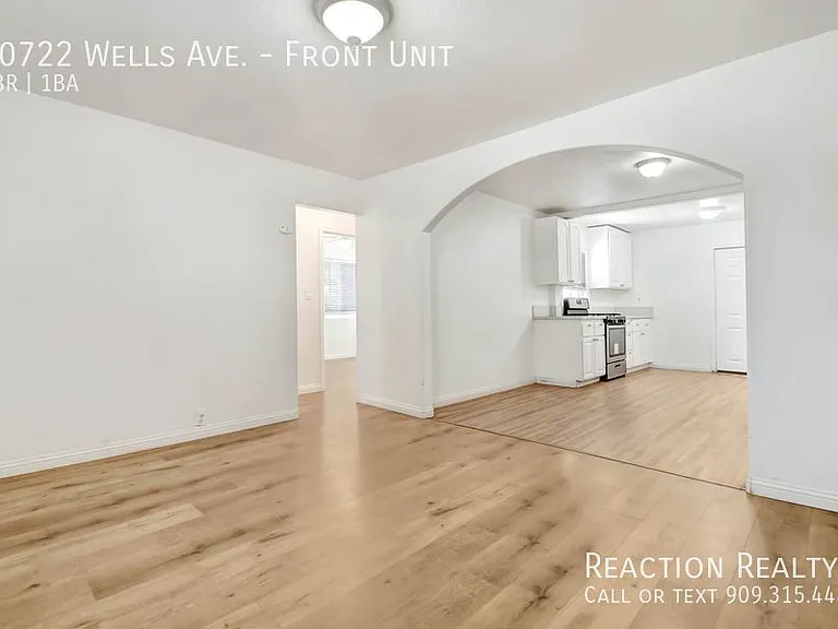 10722 Wells Ave #FRONT — Photo 3