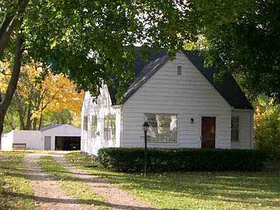 1st image of 1062 E Mandeville St