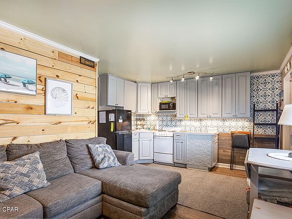 5th image of 8000 Surf Dr #19