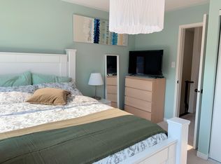 214 Dairy Dr, Toronto, ON M1L0G4