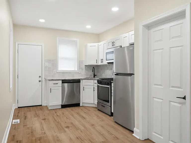 1441 S Marston St — Photo 8