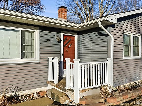 4th image of 213 E Lexington Dr