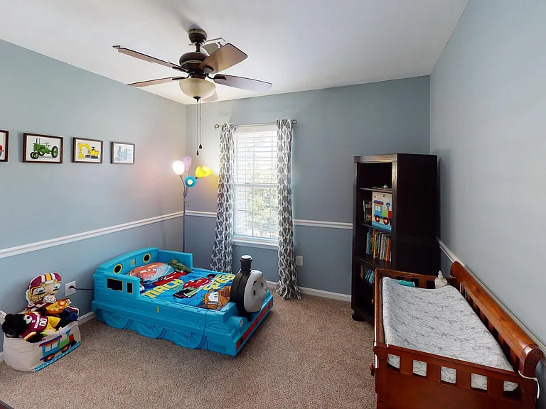 719 Summertime Dr — Photo 37