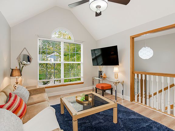 2nd image of 5110 Pebble Ave #1B-647143