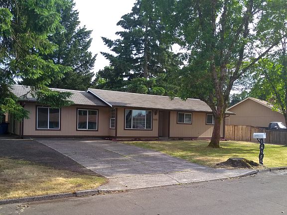 3rd image of 10411 NE 78th St