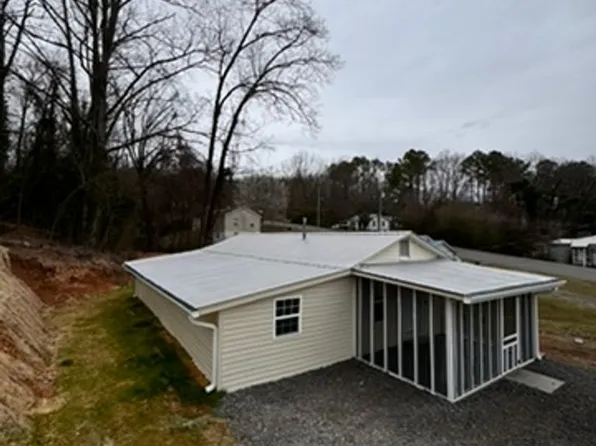 1904 Rayburn Ave, Guntersville, AL 35976