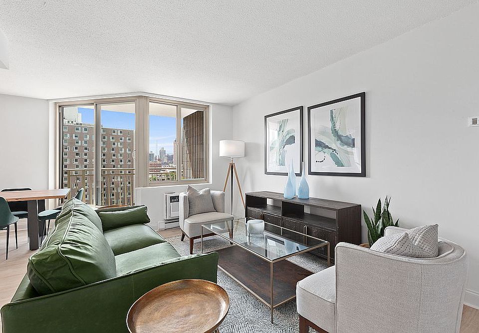 1st image of 1956 1st Ave APT 2H