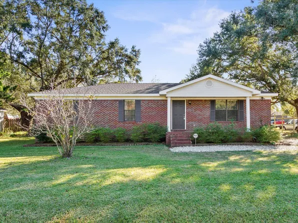 10510 Gayfer Road Ext, Fairhope, AL 36532