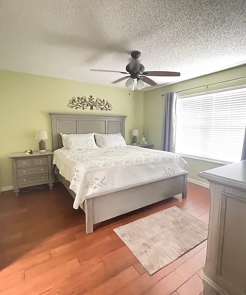 2305 Judson St — Photo 6