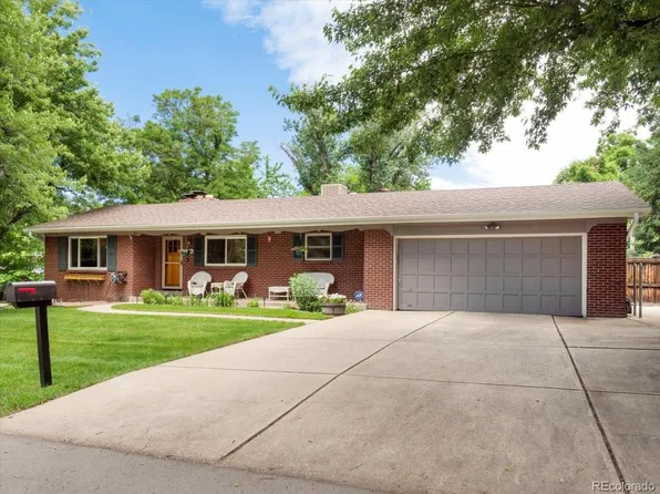 11805 W 24th Place Circle, Lakewood, CO 80215