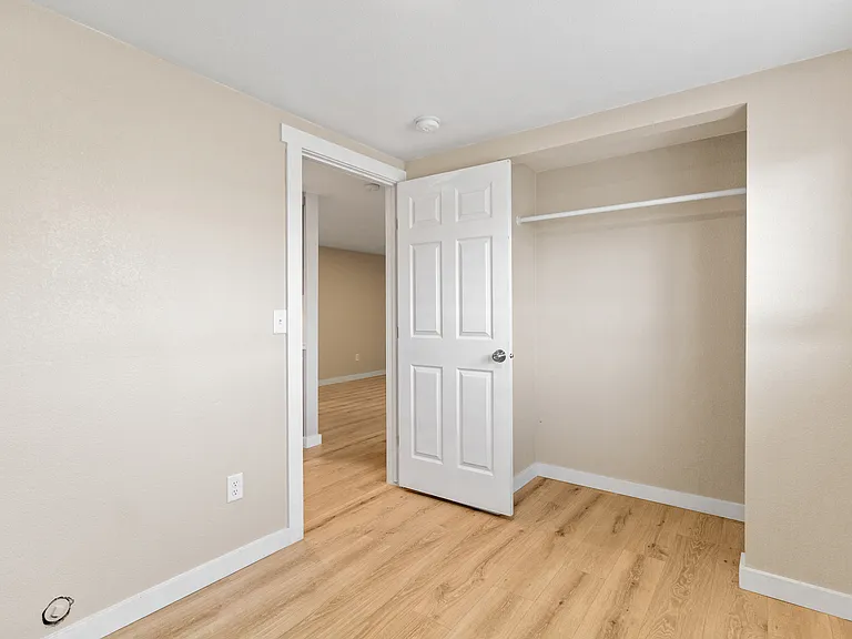 728 Walnut St — Photo 18