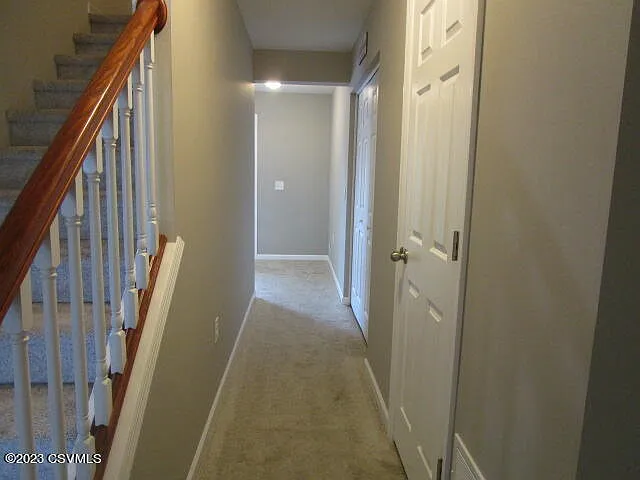820 Baker St — Photo 11