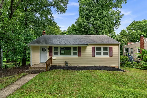 18 Grandin Cir Photo 1