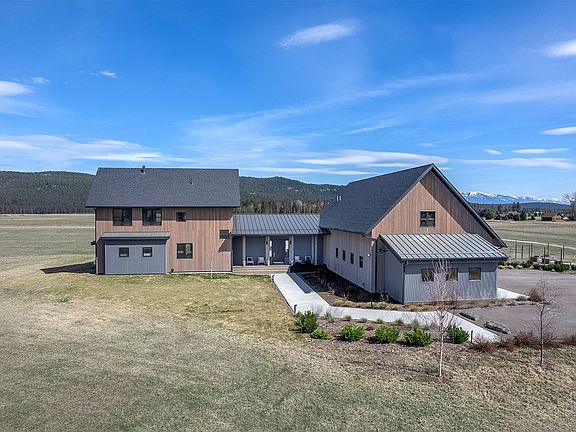 3rd image of 567 Twin Bridges Rd