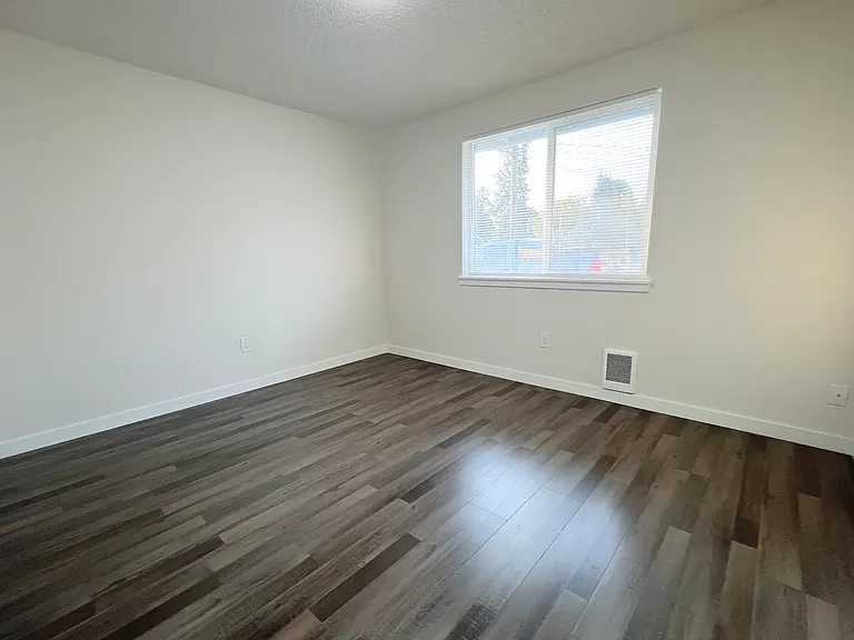 4809 S M St #A — Photo 10