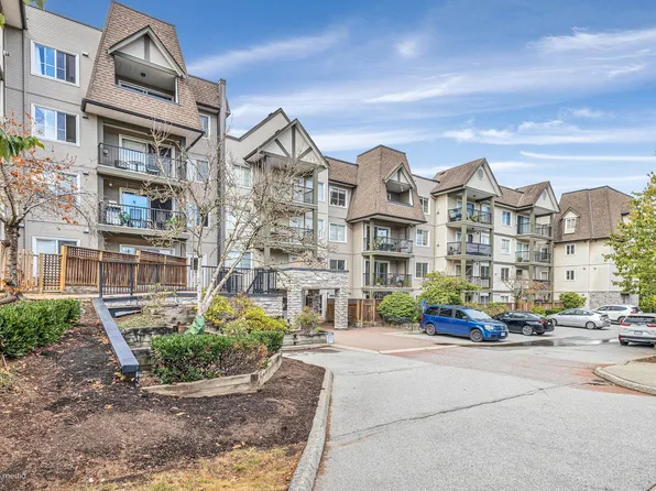 12083 92a Ave #508, Surrey, BC V3V 8C8