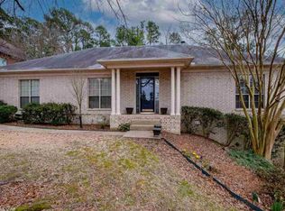 13803 Pleasant Forest Dr, Little Rock, AR 72212