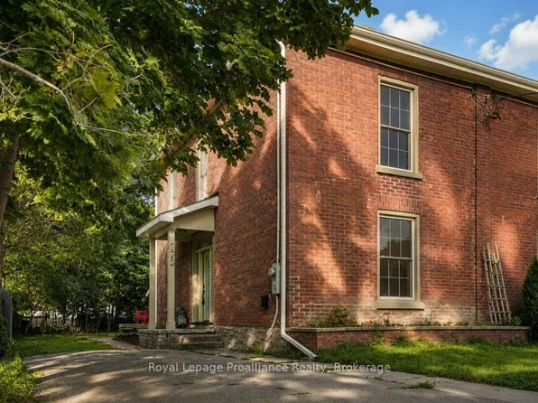 275 Charles St, Belleville, ON K8N 3M7