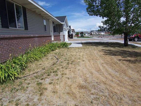 4th image of 3891 E Lorna Ave