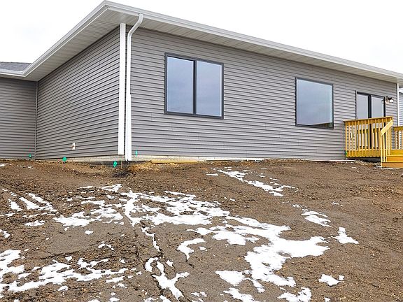 3rd image of 9756 Thorton Dr
