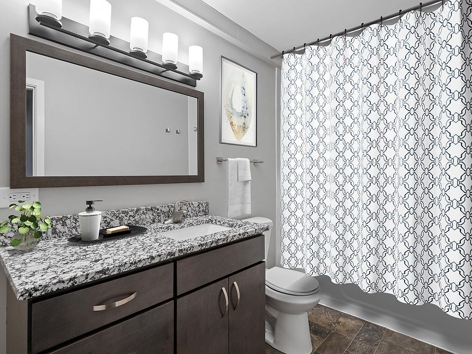 2nd image of 2914 Snelling Ave N #2924-114