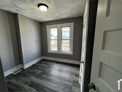 54 N Conestoga St — Photo 14