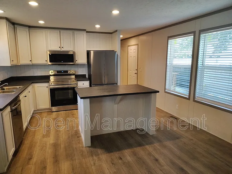 120 Terry Blvd #115 — Photo 5