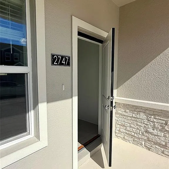 2747 Skyline Loop — Photo 21