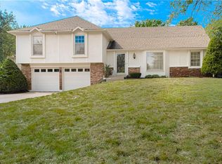 10032 Monrovia St, Lenexa, KS 66215