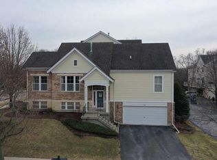 5410 Cloverdale Rd, Hanover Park, IL 60133