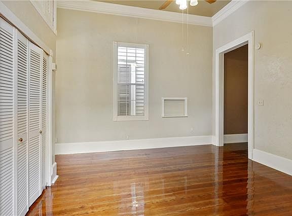 5th image of 724 Pelican Ave