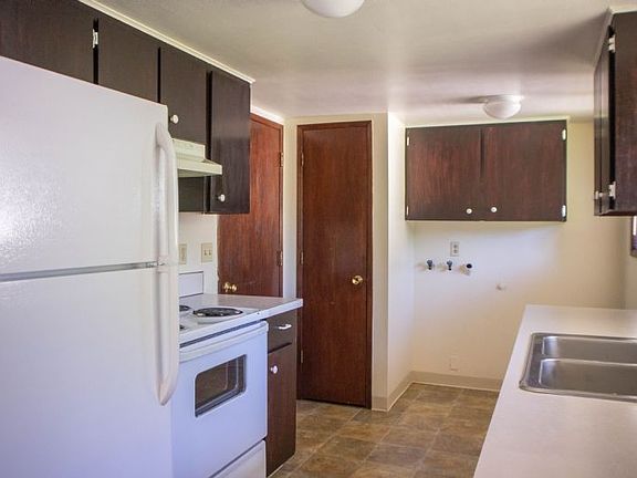 5th image of 7904 NE 130th Ave APT B