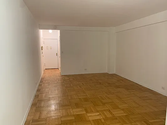 Rented by Corcoran | media 7