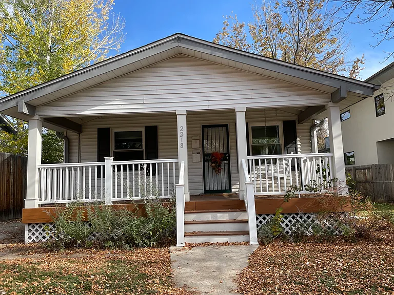 2218 S Marion St — Photo 15